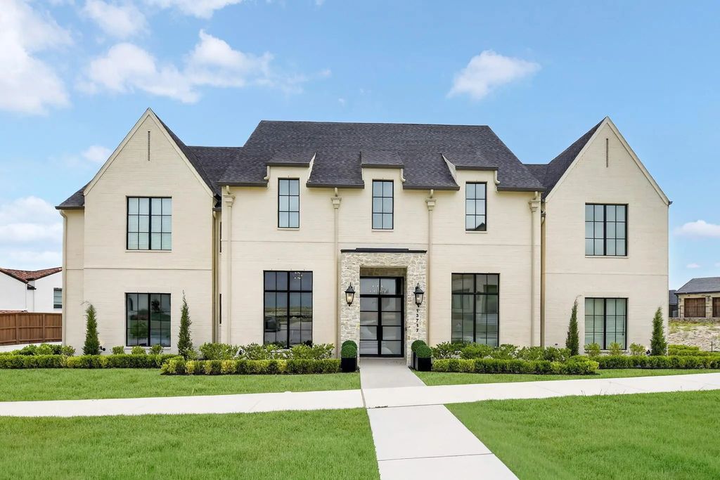 13717 Nouvelle Circle, Fort Worth