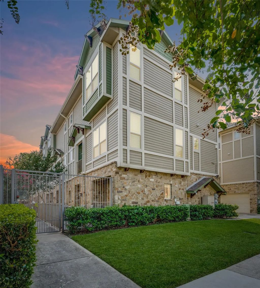 5916 Hudson Street 10, Dallas