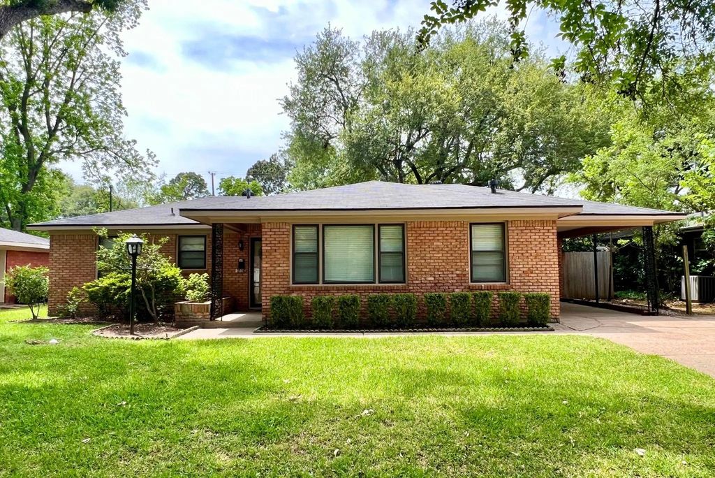 309 E Southfield Road, Shreveport