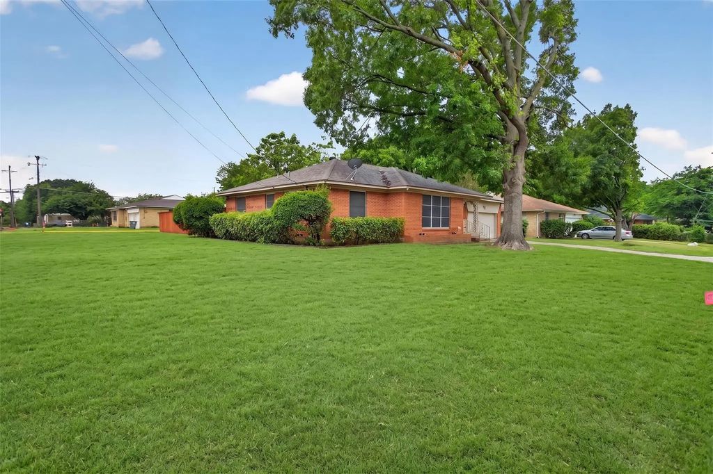 7132 Sorenson Circle, Dallas