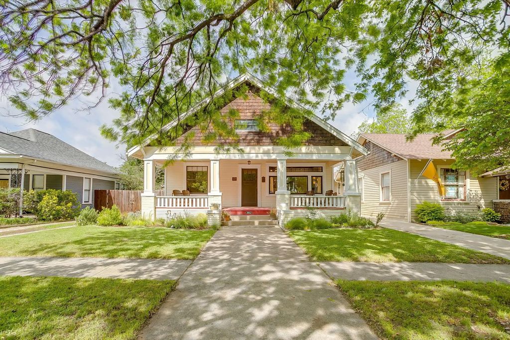 2012 Fairmount Avenue, Fort Worth