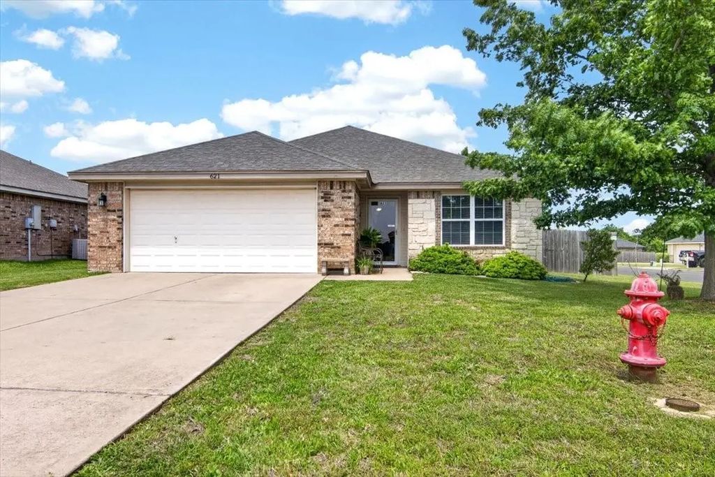 621 Apple Cross Drive, Robinson