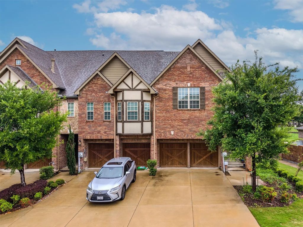 532 Waterloo Drive, Lewisville