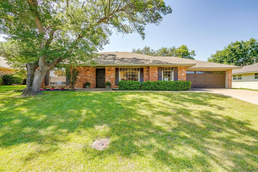3733 Fenton Avenue, Fort Worth