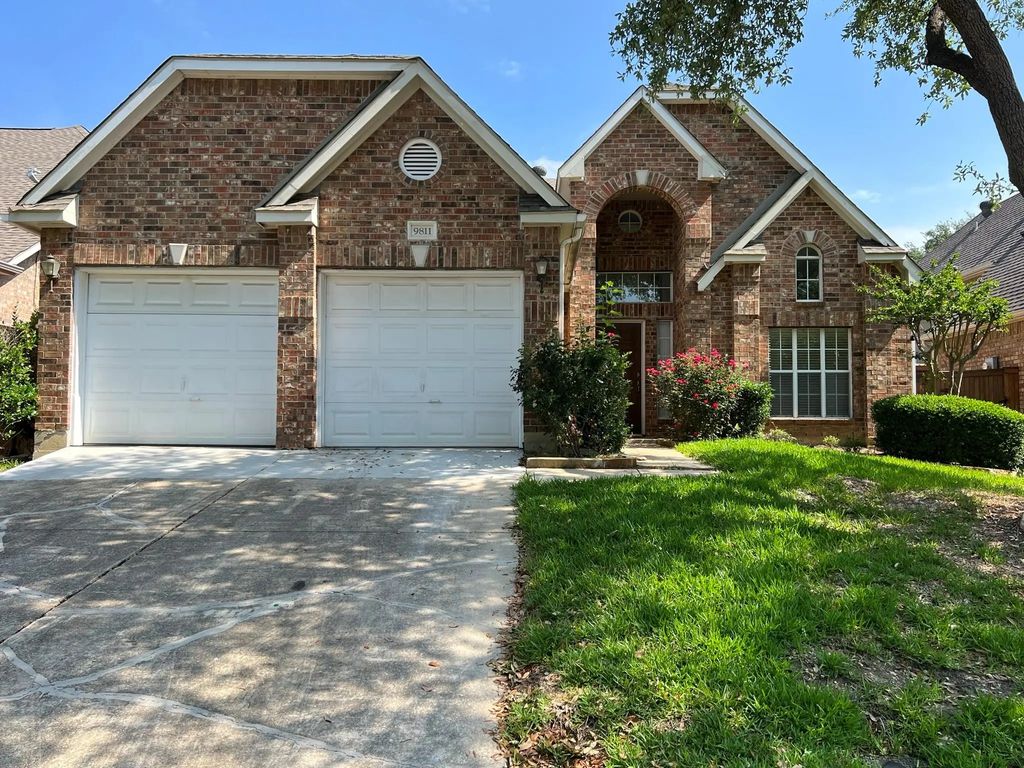 9811 Cliffside Drive, Irving