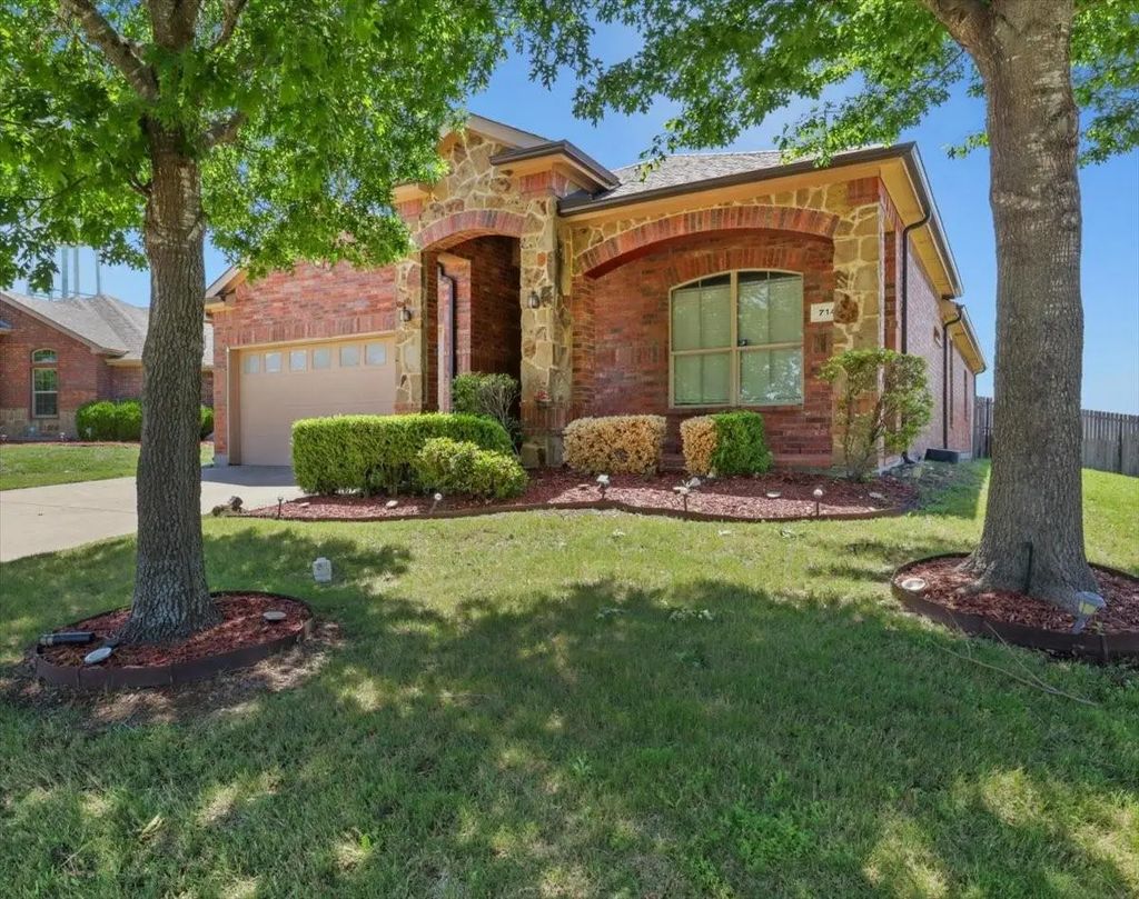 714 Bayou Drive, Glenn Heights