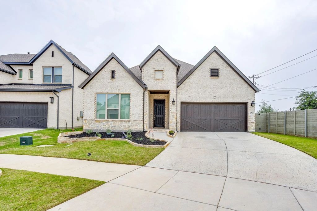 1704 Friendship Lane, Argyle