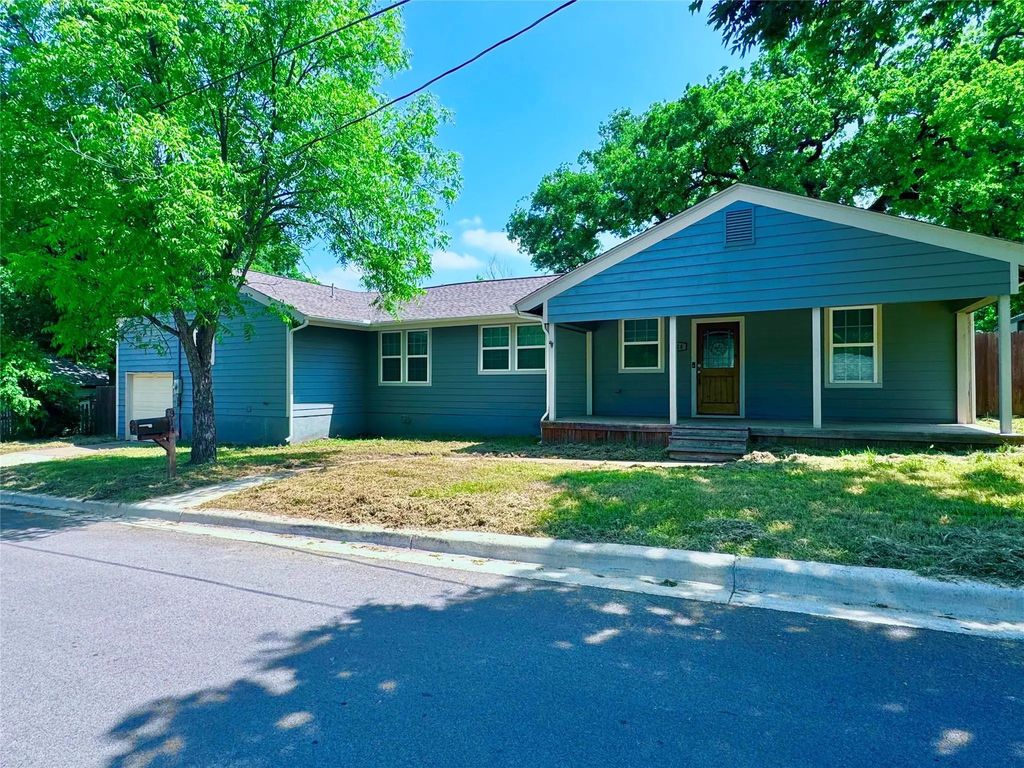 314 N Dubellette Street, Weatherford