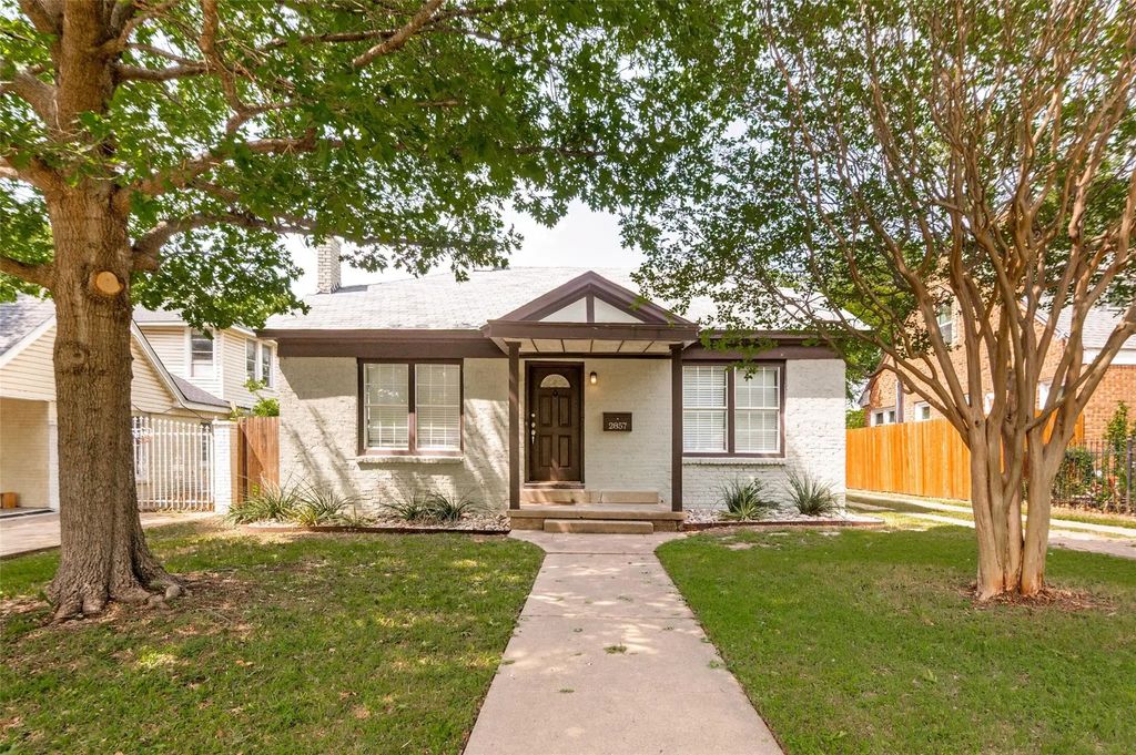 2857 W 12th Street, Dallas