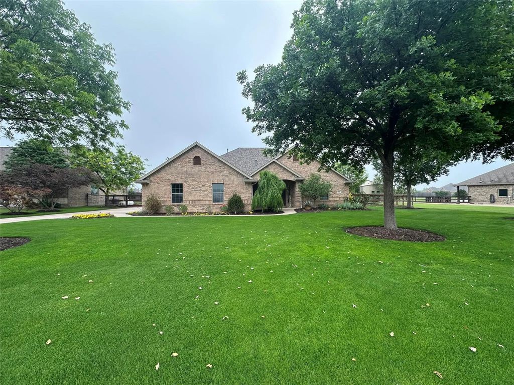 5541 Virginia Drive, Justin