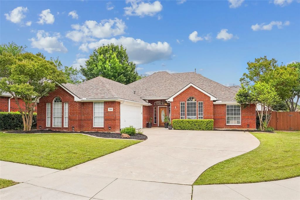 9208 Winslow Court, North Richland Hills