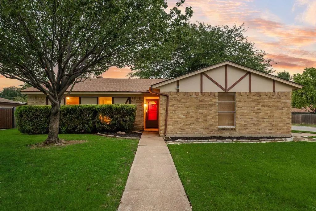 5929 Robin Drive, Watauga