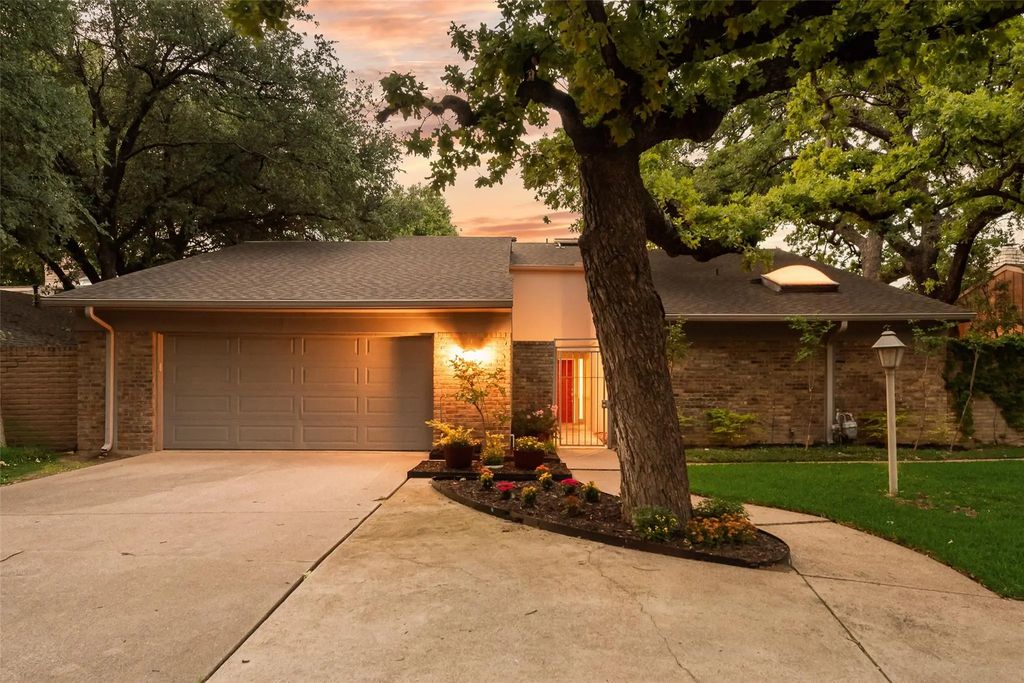 435 W Northgate Drive, Irving
