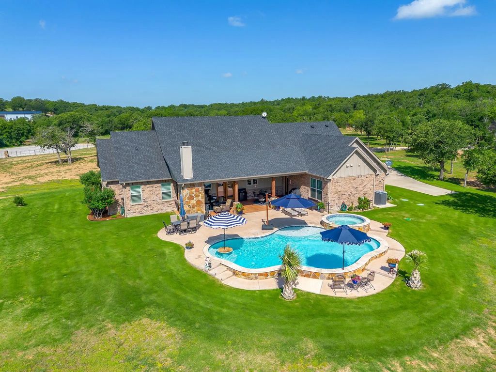 138 Calle Encino Lane, Millsap