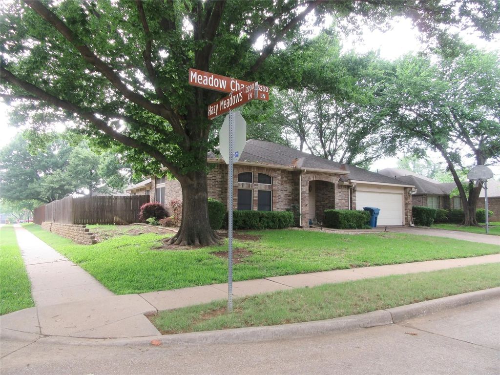 5201 Meadow Chase Lane, Flower Mound