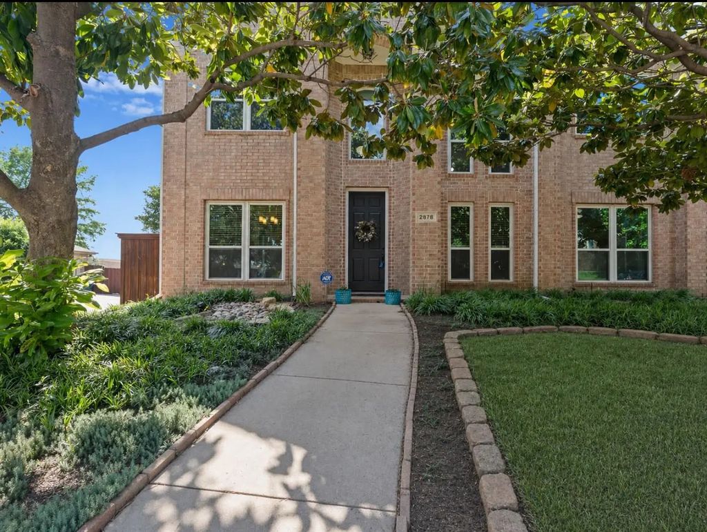 2878 Ridgedale Drive, Lewisville
