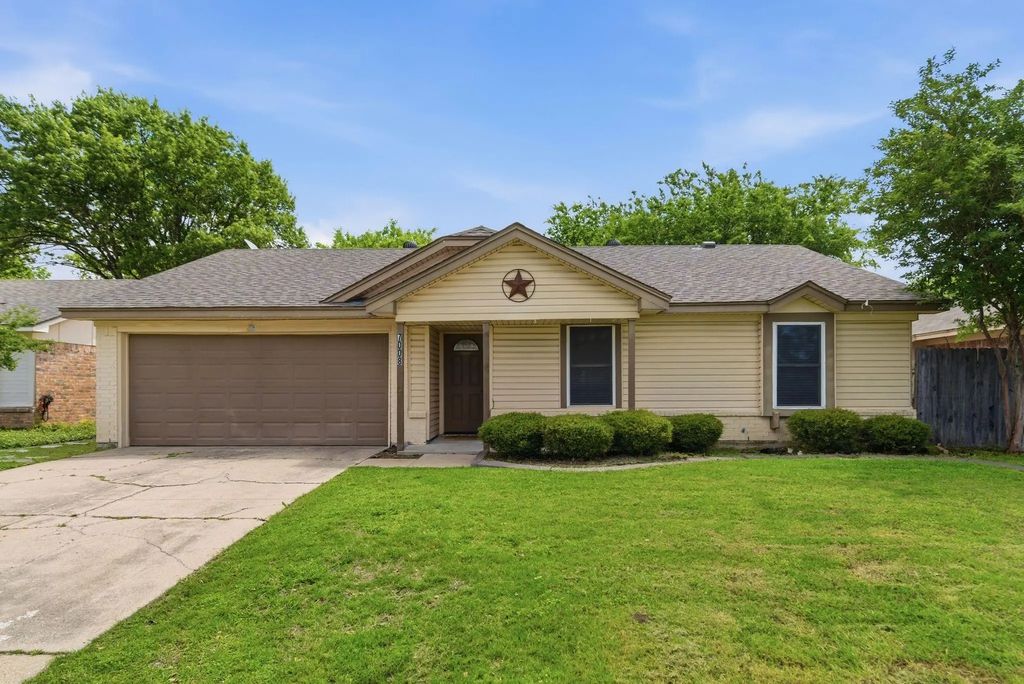 7008 Wayfarer Trail, Fort Worth