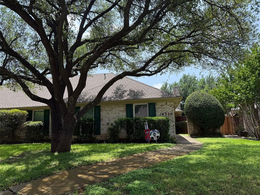 16325 Lauder Lane, Dallas