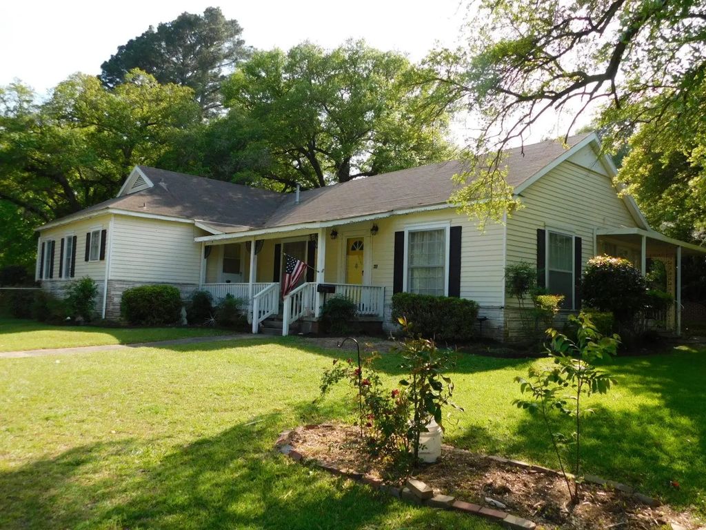 406 Nw 3rd Street, Springhill