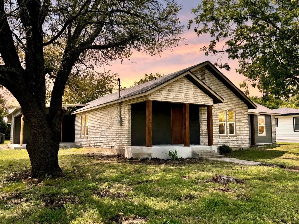 280 S Avenue A, Crawford