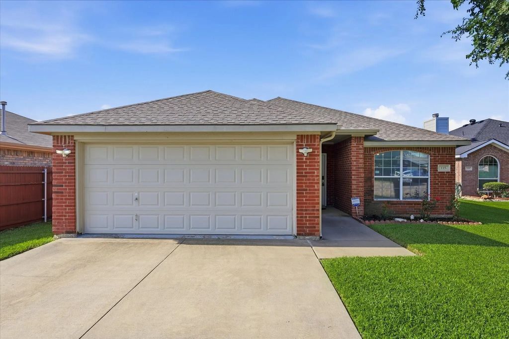 115 Loda Court, Grand Prairie