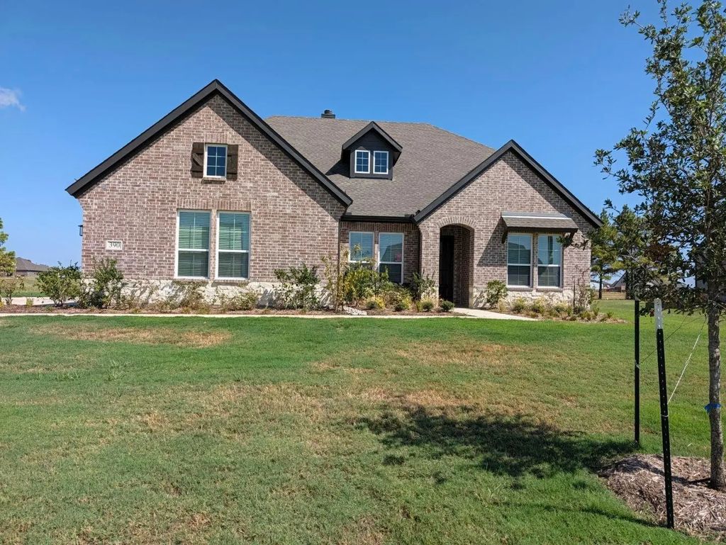 390 Cobb Road, Leonard