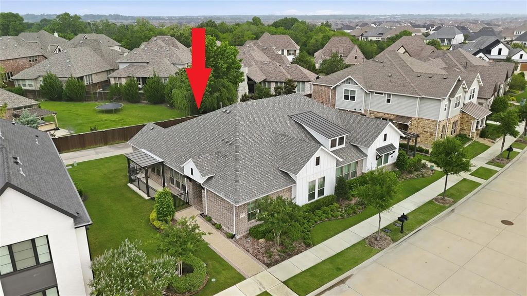 3806 Crested Eagle Way, Arlington