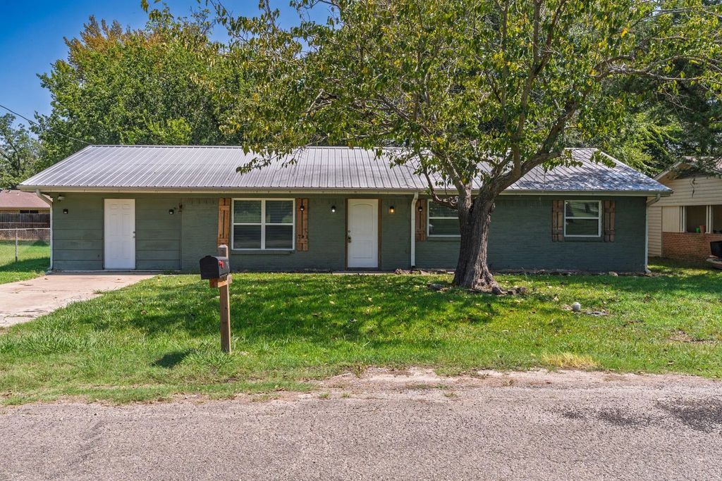 741 9th Street, Cooper