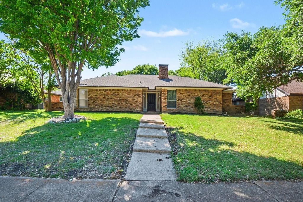 3109 Parkside Drive, Plano