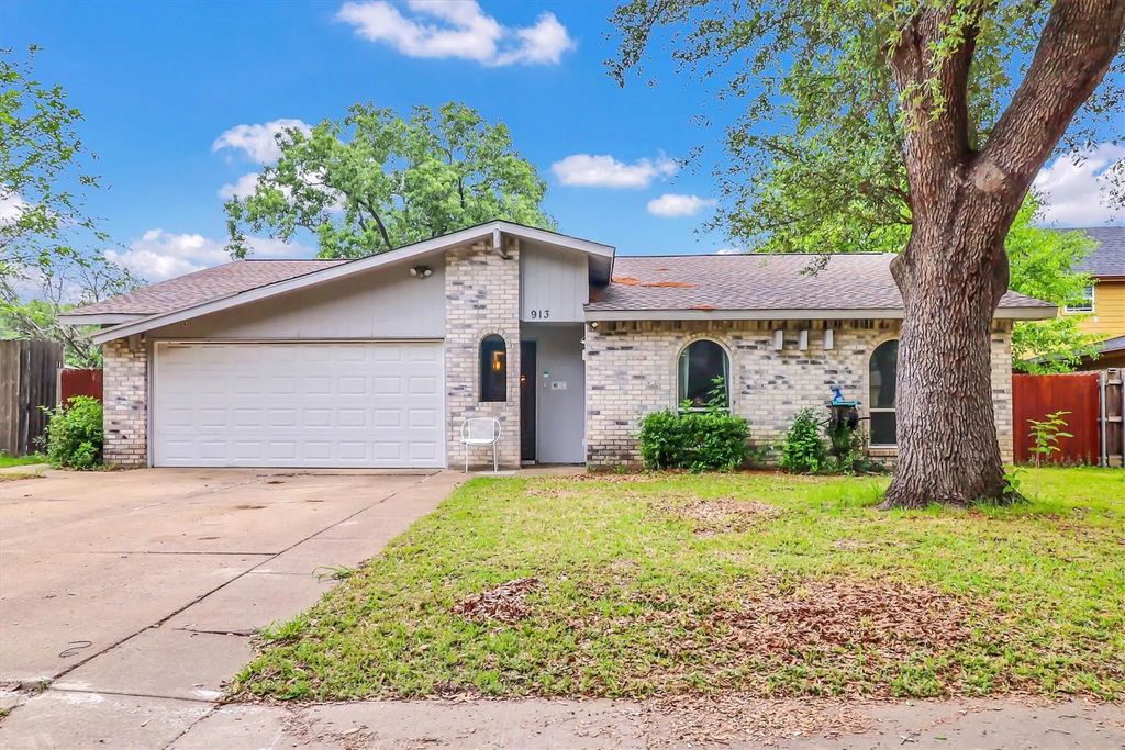 913 Shenandoah Drive, Plano