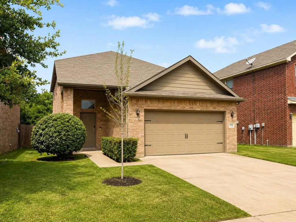 5548 Thunder Bay Drive, Fort Worth