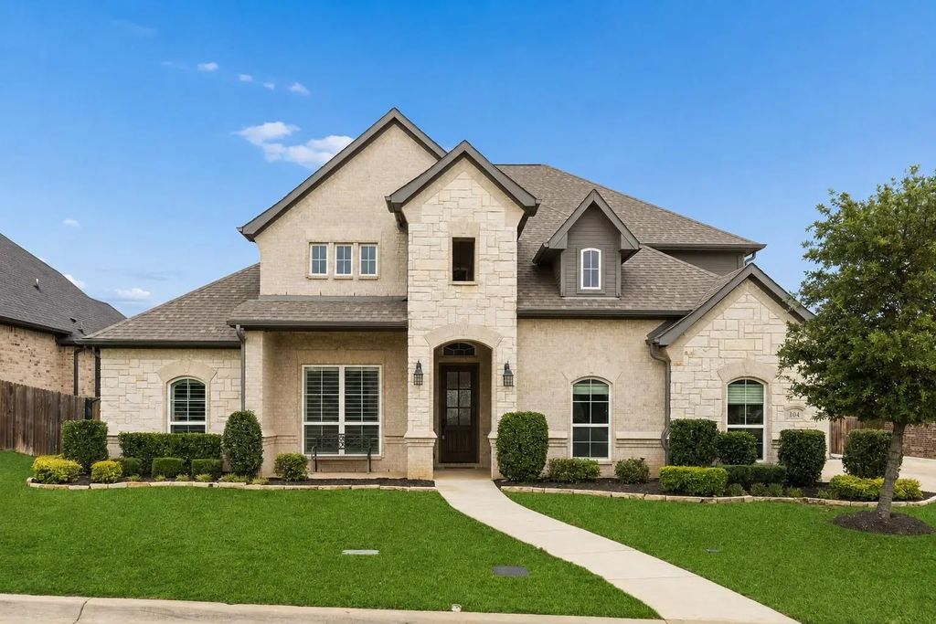 104 Ryder Court, Hurst