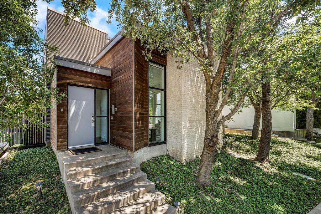 6 Vanguard Way, Dallas