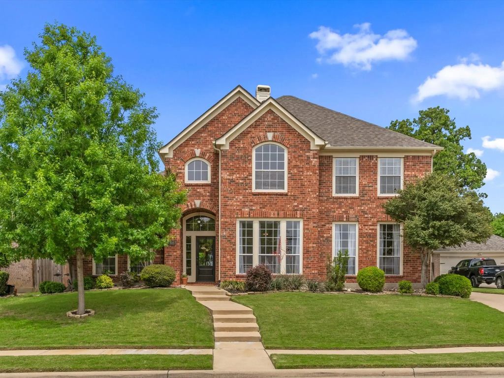 805 Twin Creeks Drive, Keller