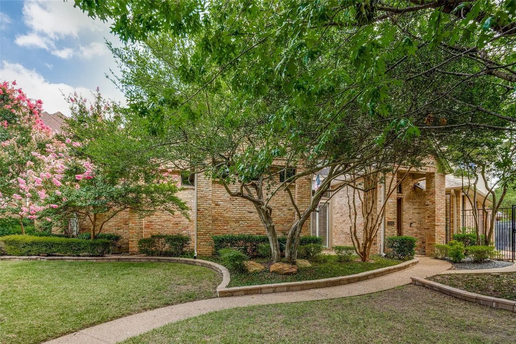 7241 Helsem Bend, Dallas