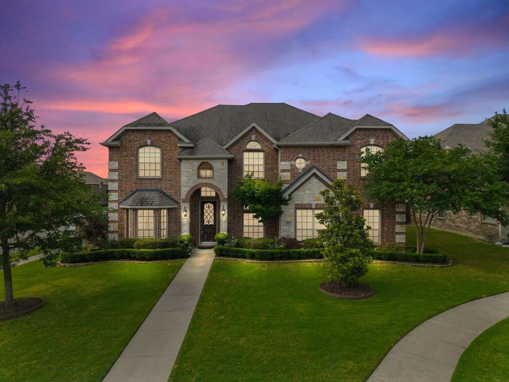 100 Cherry Court, Red Oak