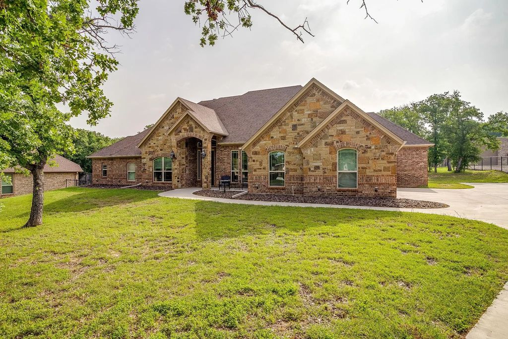 152 Arbor Terrace, Weatherford