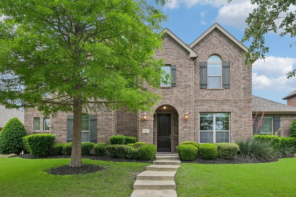 12819 Ridge Spring Drive, Frisco