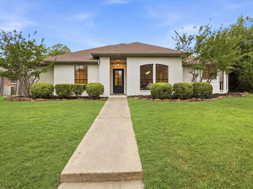 2229 Ridgewood, Carrollton