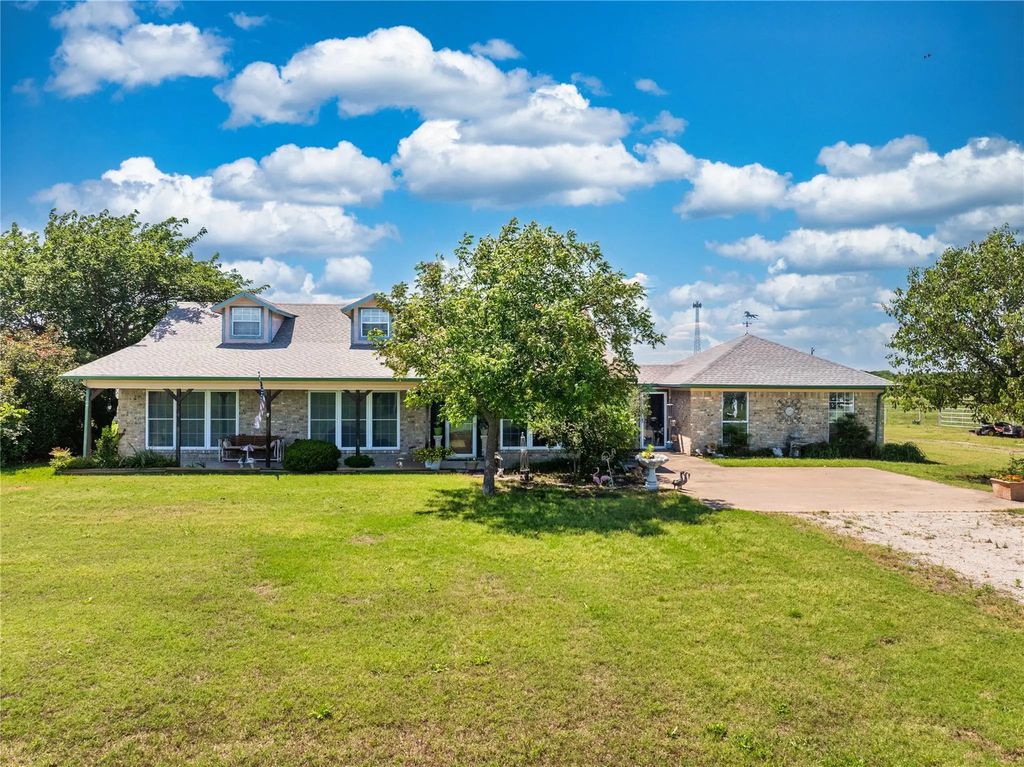 7332 Fm 35, Royse City
