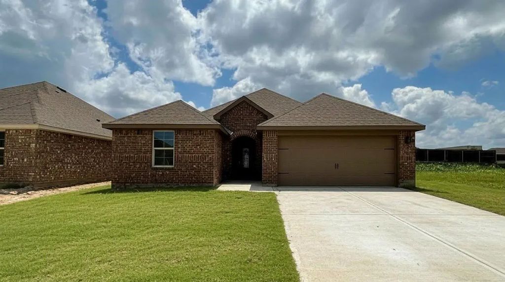 3309 Melissa Lane, Ennis