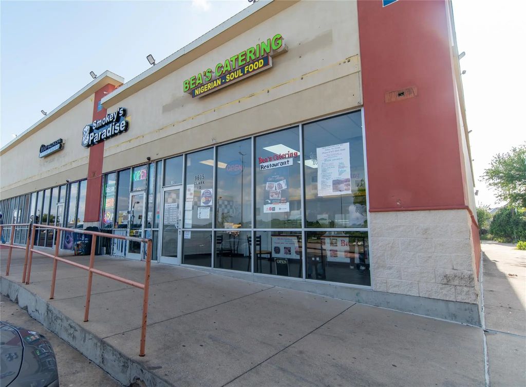 9605 S Clark 100, Dallas