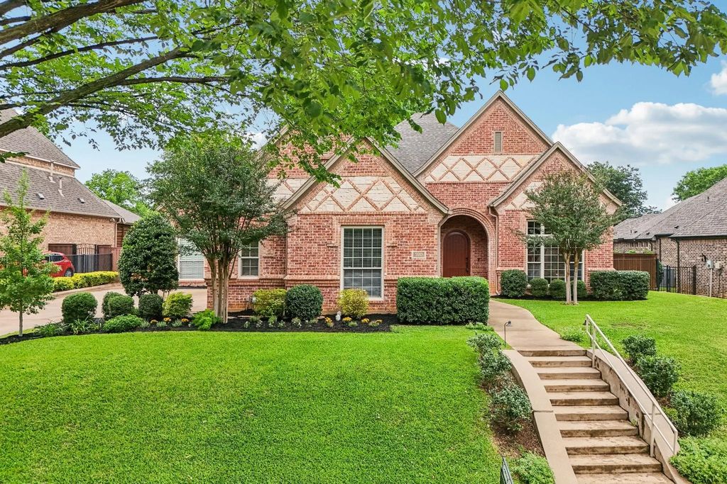 520 Haverhill Lane, Colleyville