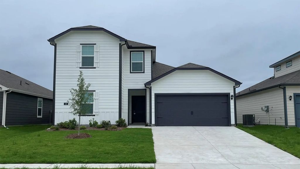 319 Desert Willow Way, Royse City