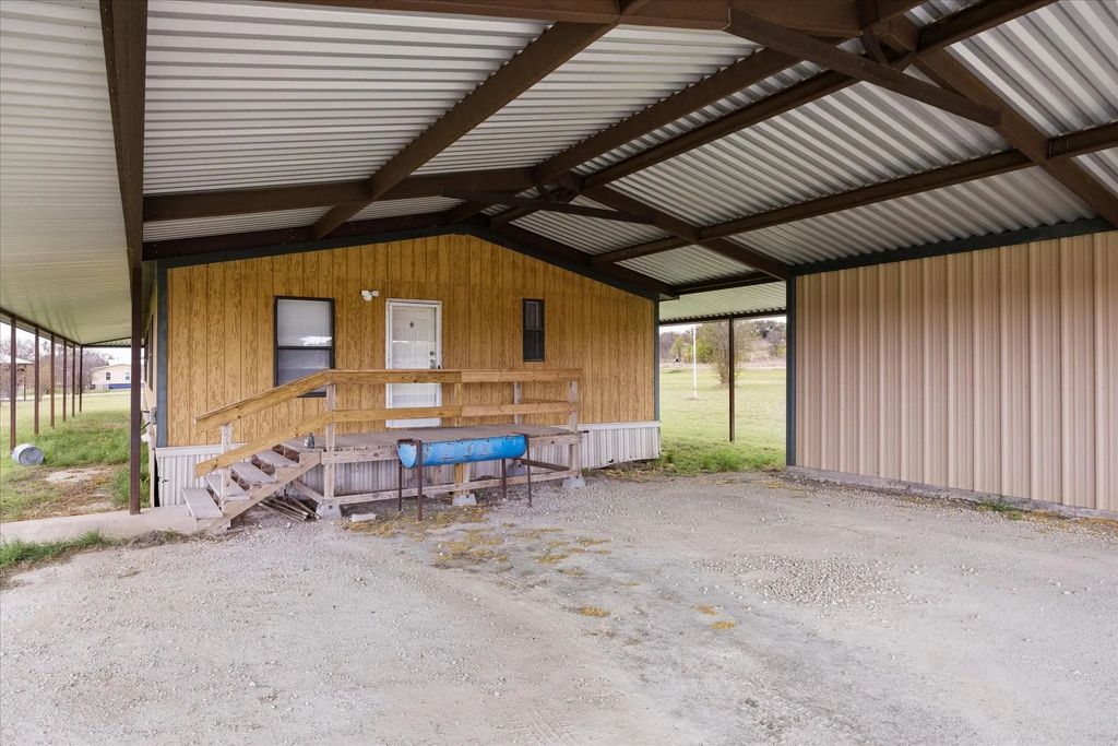 6931 Tin Top Highway, Weatherford