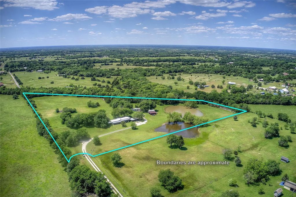 5101 Pecan Creek Road, Celeste