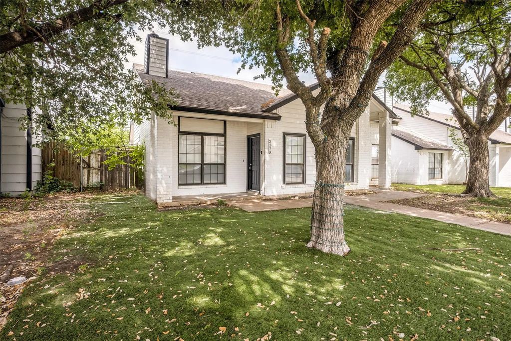 2328 Sherry Street, Arlington