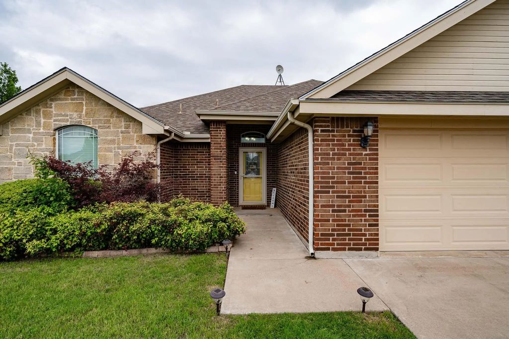817 Swift Water Drive, Abilene