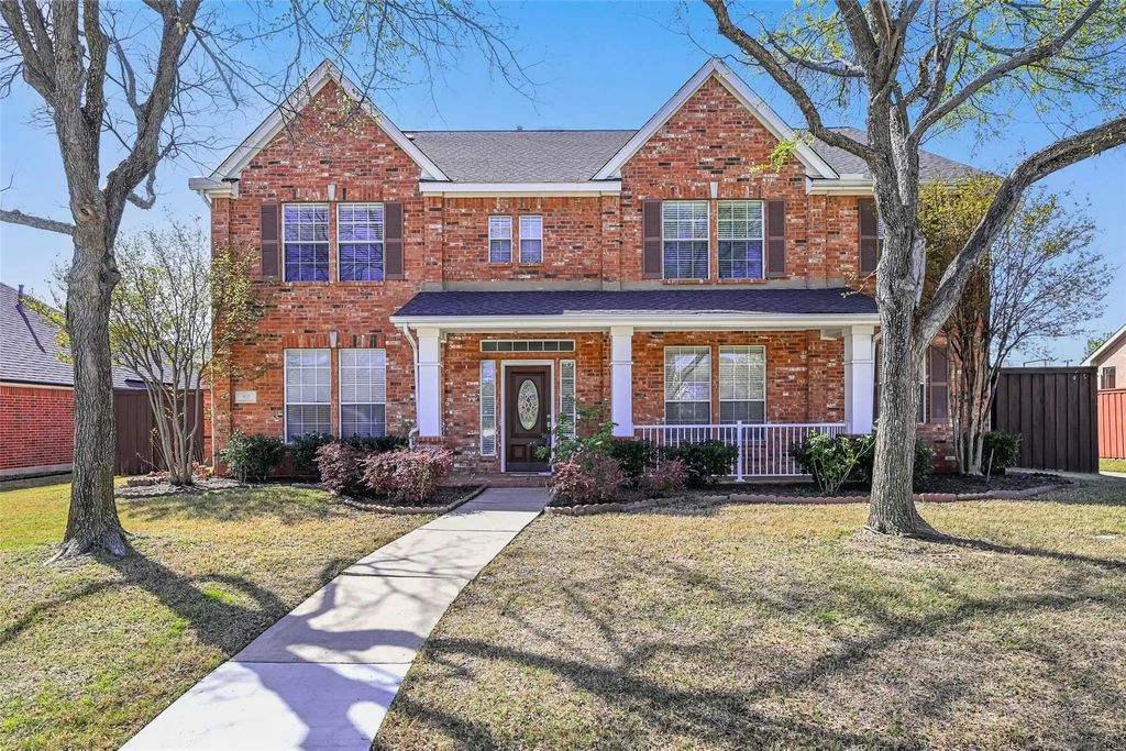 917 Crestview Drive, Coppell