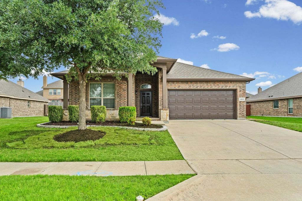 1205 Crest Ridge Drive, Glenn Heights